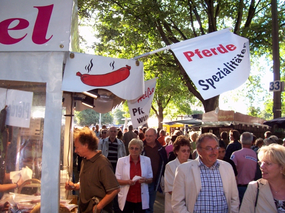 Marktimpressionen: Biermeile, Berlin
